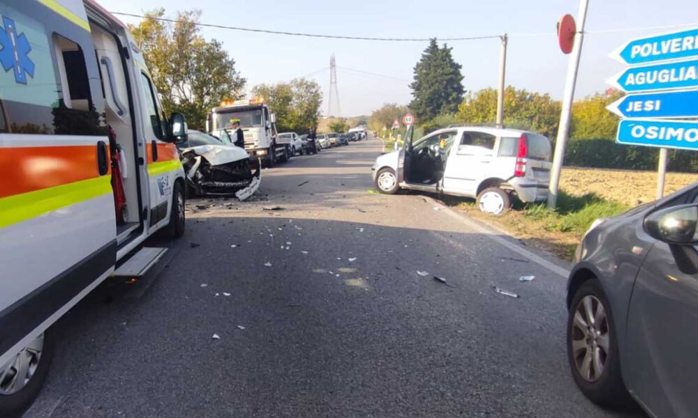 Incidente auto osimo polverigi